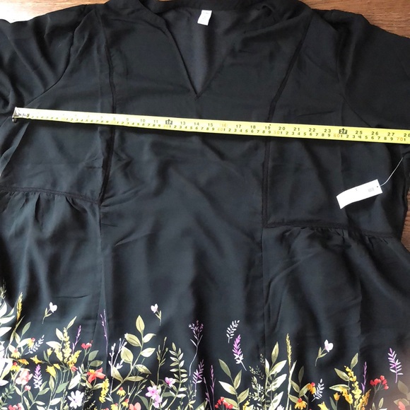 Old Navy Georgette Plus-Size Swing Dress - Picture 4 of 6